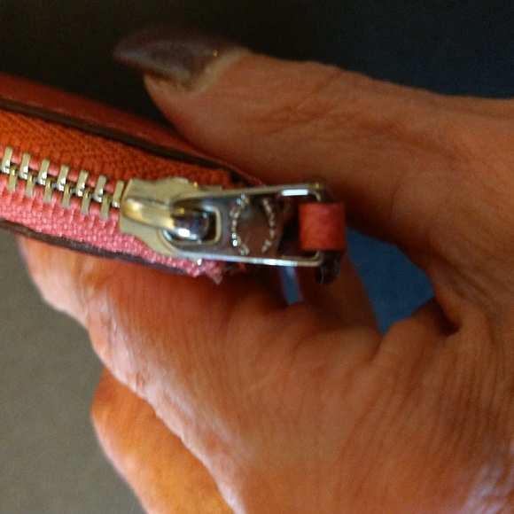 VGUC. Coach card holder and keychain. - Picture 5 of 5